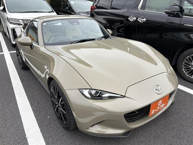 ロードスターRF 2.0 VS 禁煙車 6速MT ベージュ革シート