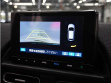 ◆バックカメラ◆リバースにするだけで映ります、後方の安全確認や、狭い駐車場での車庫入れ、雨の日や夜間など視界の悪い時に便利です!安全にバックする為には欠かせない装備です。