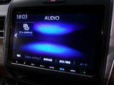 CD、DVD、Bluetooth、AM、FM、スマートフォン接続ができます。