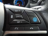 プロパイロット装備、長時間の高速道等の運転をサポートしてくれます。