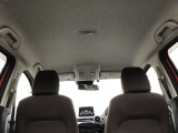 天井も綺麗です☆私は中古車を見るときに天井を良く見るようにしています☆ここが綺麗な車は車内が綺麗なことが多いです☆