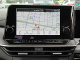簡単快適な操作性で目的地まで安心です♪♪ メーカーライン装着NissanConnectナビ♪♪ フルセグTV視聴可♪♪ 走行中の視聴は不可です!