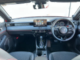 視界の良さと取り回しの良さで、たまに運転する奥様にも安心♪