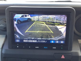 バックモニター付きで、車庫入れやバック時の後方確認をしっかりサポート。モニターに映し出される映像で死角も確認しやすく、狭い場所での駐車や後退時の操作をより安心して行えます。