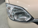LEDヘッドライトは、点灯の瞬間から最大光量を発揮し、突然暗くなるトンネルなどでの安定感を高めます。