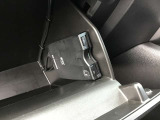 ETCが装着されています。再セットアップ後高速道路の料金所をノンストップで通過できて大変便利です。