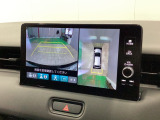 【マルチビューカメラシステム】車両の前後,左右4つのカメラで映した周囲の映像をナビゲーション画面に表示します♪停めにくい駐車場や狭い道路でもドライバーの死角を減らすことで運転をサポート!