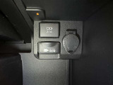 シガーソケット用の充電器が使用可能です!