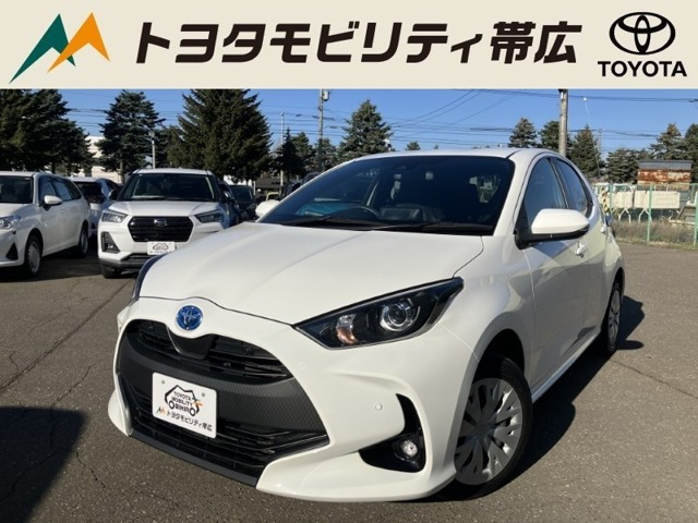 ヤリス 1.5 ハイブリッド X E-Four 4WD