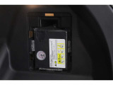 もしもの時のパンク修理キット。空気バルブに薬剤を入れて電動コンプレッサで空気を送り込むだけなので危険な作業や体力が少なくてすみます。ですがあくまで応急処置の為本修理が必要です。
