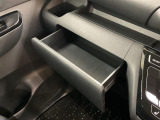 届出済 未使用車販売だけでなく、買取、下取、車検、メンテナンス、保険もバッチリ!お客様のトータルカーライフをしっかりサポートいたします。