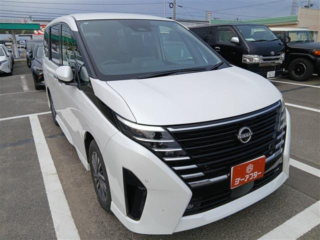 セレナ 2.0 ハイウェイスターV 禁煙車 カロッツェリアナビ バックカメラ