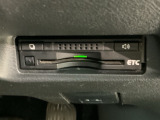 いまや快適なカーライフに欠かせないETCが付いています。