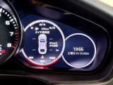 手厚いサポートを提供する「ポルシェ自動車保険」を取り扱っております。オリジナル補償(無償)が付帯し、万が一の際も正規販売店ならではの確かな安心でオーナー様を支えます。保険選びもお気軽にご相談ください。