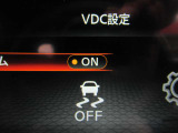 『VDC』(横滑り軽減装置)が装着されていますので、滑りやすい道や障害物を回避した際に、車両を安定させます♪♪