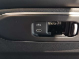 BMWプレミアムセレクション館林では、高年式低走行モデルからMモデル、年式が経ちなかなかディーラーでは見かけないモデルまで幅広いラインナップで認定中古車を取り扱っております。品質に自信があります。