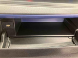 車のプロが厳しく!細かくチャックした内容を発行したものが車両状態証明書です。