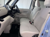 【車内ルームクリーニング済】専門スタッフにより車内はきれいにルームクリーニングを行っております。