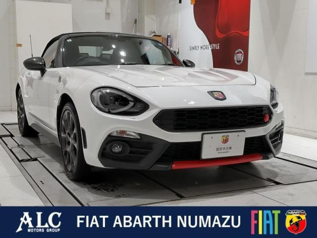アバルト124スパイダー MT RHD