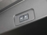 便利なリモコンオートバックドア装備です。