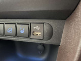 USB接続できます。