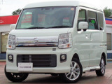 最大95項目の納車前点検整備を実施し、さらに1ヵ月又は1000Km点検が無料で受けられます。日産中古車はバッテリーも保証の対象。保証修理、点検・整備は全国2000カ所の日産サービス工場でサポート。