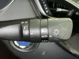 【オートライト】車外の明るさに応じて自動的にライトの点灯・消灯をしてくれます