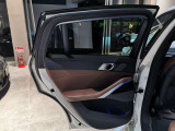 BMWプレミアムセレクション館林では、高年式低走行モデルからMモデル、年式が経ちなかなかディーラーでは見かけないモデルまで幅広いラインナップで認定中古車を取り扱っております。品質に自信があります。