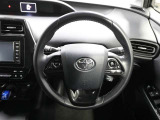 各操作スイッチなどもハンドルから手を放すことなく操作可能で安全運転に支援いたします!