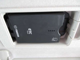 ETCももちろん搭載。いちいち料金所で停車する必要なんて当然ないです。スムーズにストレスなくドライブをお楽しみください。(※支払総額にセットアップ費用は含まれておりません。)