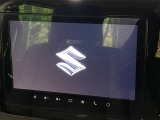 【メーカー純正ナビ】インテリアに溶け込むスタイリッシュな「専用設計」メーカーナビを装備♪視認性や操作性など基本性能にも優れ、より上質なカーライフをお楽しみいただけます。