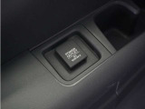 ◆12V電源ソケット◆スマートフォンの充電等にも便利な電源ソケット!使いやすい場所に装備されています。