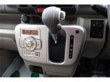 シフト操作がしやすく快適なドライブをお楽しみいただけます。