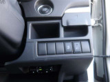 車が気になられましたらお電話かメールでお問い合わせください。他のお客様と商談が重なる場合が増えて来てますので事前にご確認ください。