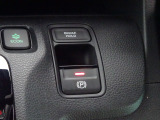 電子パーキング&ブレーキホールド機能も装備されており、より一層の安全運転をサポートいたします♪