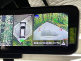 【アラウンドビューモニター】専用のカメラにより、上から見下ろしたような視点で360度クルマの周囲を確認することができます☆死角部分も確認しやすく、狭い場所での切り返しや駐車もスムーズに行えます。