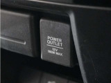 ◆12V電源ソケット◆スマートフォンの充電等にも便利な電源ソケット!使いやすい場所に装備されています。