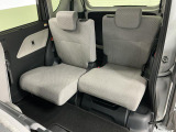 【スライドシート】後席にもスライド機構があることで、細やかに荷室スペースを確保!日常の様々なシーンに対応します♪
