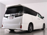 当店では、厳選された車両のみ展示しております。アルファード・ヴェルファイアに特化した専門店ならではの豊富な在庫の中から、お気に入りの一台をお探しください!