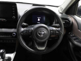各操作スイッチなどもハンドルから手を放すことなく操作可能で安全運転に支援いたします!