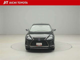 1年間走行無制限のトヨタロングラン保証。 全国5000ヵ所のトヨタディーラーで保証修理が可能です。有料で保証延長年数を1年または2年から選んで、保証を充実できます。
