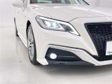 フォグランプ装着車です。暗い夜道の車両前方を明るく照らします