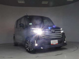 高輝度で点灯速度が速いLEDヘッドライト装備!LEDの明るい光が走行中の視界の確保をサポートして、夜のドライブがより楽しく安全に運転できます♪