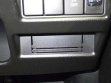 国の指定を受けた自社工場で、整備士が車検と点検整備を行っております。裕も充分!