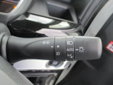 オートライト搭載なので暗くなると自動でライトが付いて便利です!対向車への視認性も向上するので安全面もUPしますね♪
