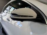 メルセデスの認定中古車「サーティファイドカー」には、最大100項目にも及ぶ点検・整備項目が設定されています>