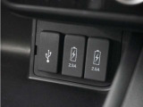 ◆USBチャージャー◆使いやすい場所に装備されています。