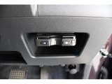 ETCは運転席の右下にあります。