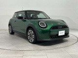 MINIならではの楽しさと、ガソリンエンジンならではの軽快で気持ちの良い走りをお楽しみいただけます。