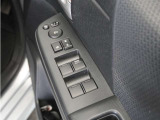 ◆パワーウィンドウスイッチ◆運転席から全席の窓の開閉操作を行うことが出来いつでも換気ができます!